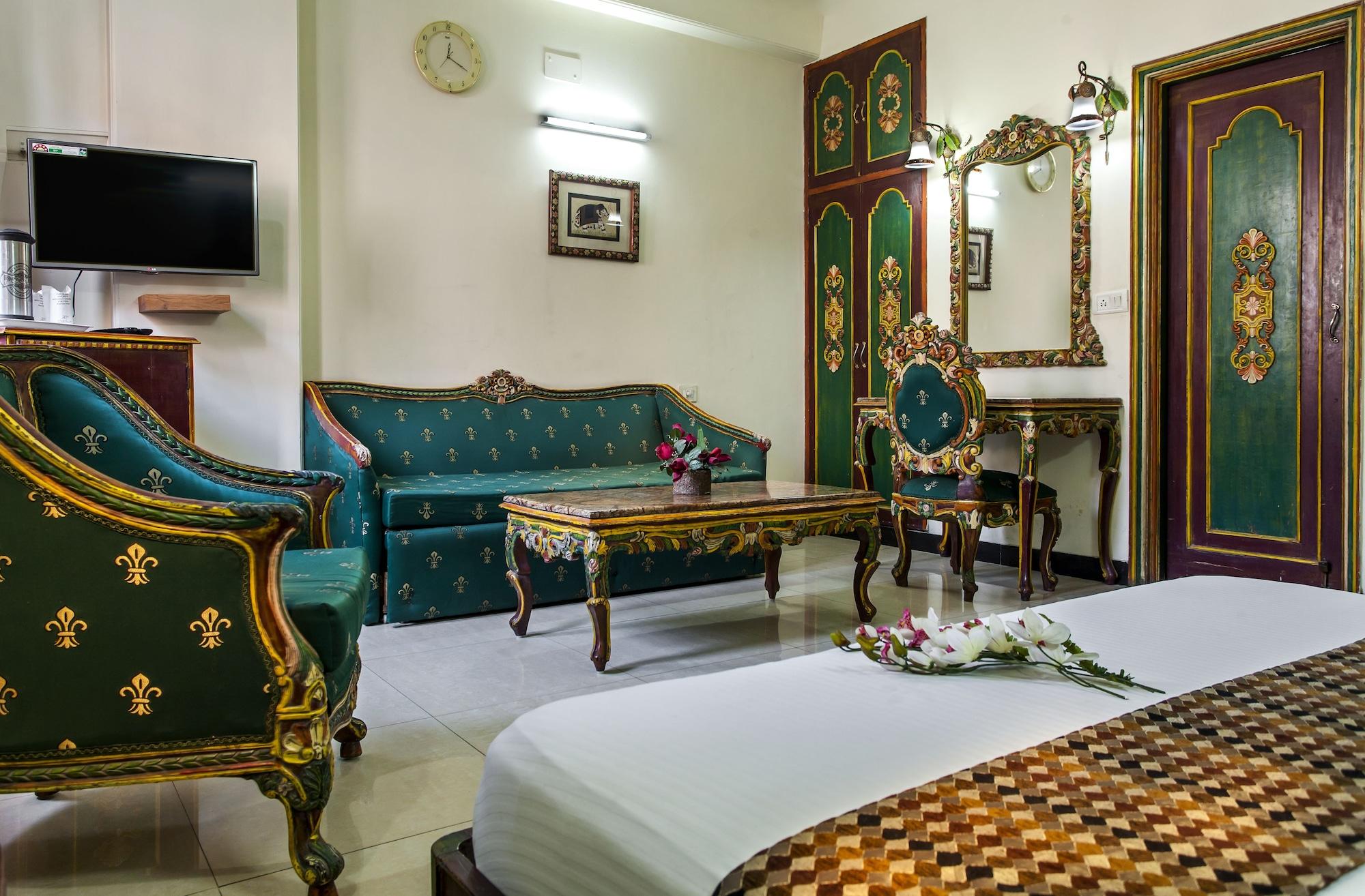 Sunstar Residency Hotel 3*