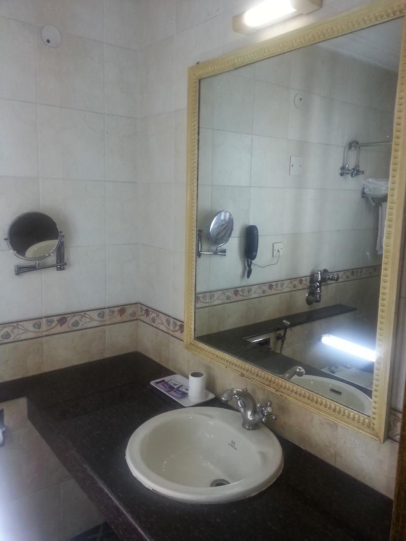 Hotel Sunstar Residency 3*